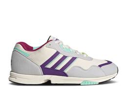 Adidas: Белые кроссовки 