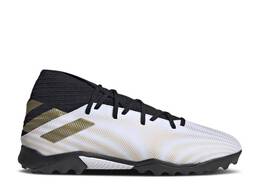 Adidas: Белые кроссовки  Nemeziz