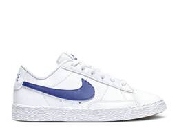 Nike: Белые кроссовки  Blazer Low