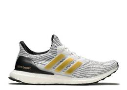 Adidas: Белые кроссовки  UltraBoost