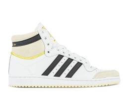 Adidas: Белые кроссовки 