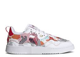 Adidas: Белые кроссовки  Supercourt
