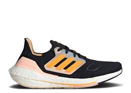 Adidas: Оранжевые кроссовки  UltraBoost