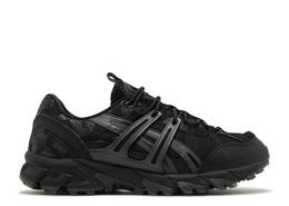 Asics: Чёрные кроссовки  Gel