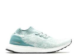 Adidas: Белые кроссовки  UltraBoost Uncaged