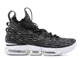 Nike: Чёрные кроссовки  Lebron 15