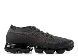 Nike: Кроссовки  Air Vapormax