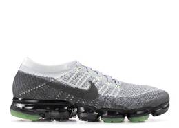 Nike: Кроссовки  Air Vapormax