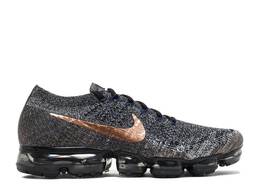 Nike: Тёмные кроссовки  Air Vapormax