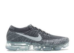 Nike: Серые кроссовки  Air Vapormax