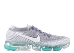 Nike: Серые кроссовки  Air Vapormax