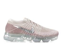 Nike: Кроссовки  Air Vapormax