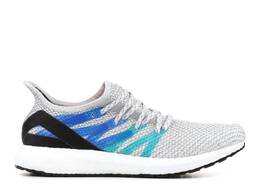 Adidas: Белые кроссовки  AM4LDN