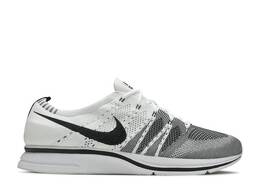 Nike: Белые кроссовки  Flyknit Trainer