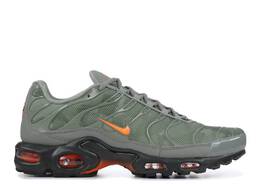 Nike: Оранжевые кроссовки  Air Max Plus