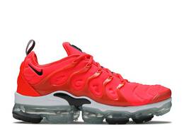 Nike: Красные кроссовки  Air Vapormax Plus