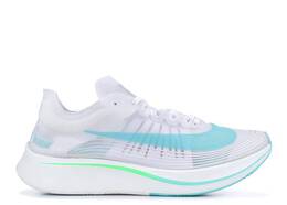 Nike: Белые кроссовки  Zoom Fly SP