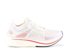 Nike: Белые кроссовки  Zoom Fly SP