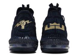 Nike: Чёрные кроссовки  LeBron 16 Low