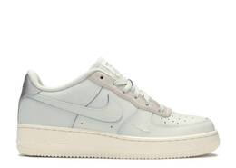 Nike: Серые кроссовки  Air Force 1 Low