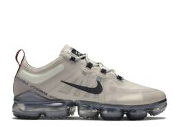 Nike: Серые кроссовки  Air VaporMax 2019