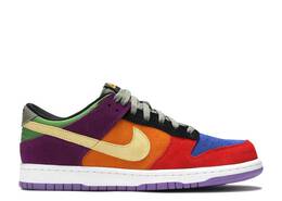 Nike: Серые кроссовки  Dunk Low SP