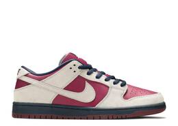 Nike: Серые кроссовки  Dunk Low