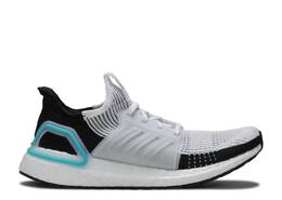 Adidas: Белые кроссовки  UltraBoost 19