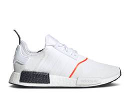 Adidas: Белые кроссовки  NMD_R1