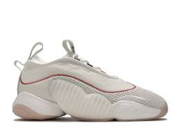 Adidas: Белые кроссовки  Crazy BYW