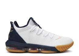 Nike: Белые кроссовки  LeBron 16 Low