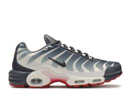 Nike: Белые кроссовки  Air Max Plus