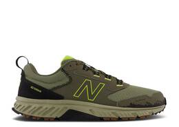 New Balance: Зелёные кроссовки 