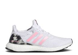 Adidas: Белые кроссовки  UltraBoost DNA