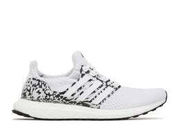 Adidas: Белые кроссовки  UltraBoost DNA