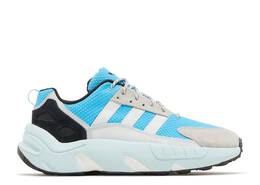 Adidas: Белые кроссовки  Boost