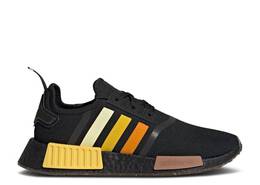 Adidas: Чёрные кроссовки  NMD_R1