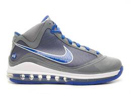 Nike: Серые кроссовки  Air Max Lebron 7