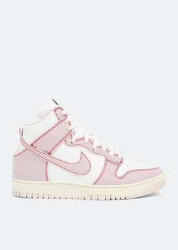 Nike: Розовые кроссовки Dunk High