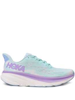 Hoka One One: Голубые кроссовки