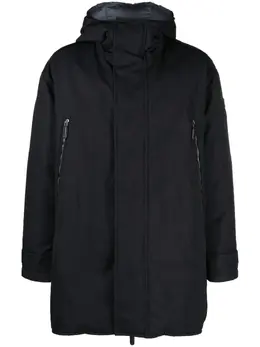 Giorgio Armani: Голубое пальто 