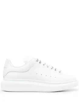 Alexander McQueen: Белые кроссовки  Oversized