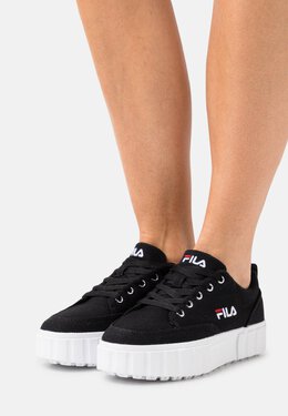 Fila: Чёрные кроссовки 