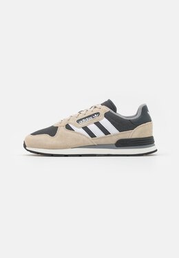 Adidas Originals: Бежевые кроссовки  Originals