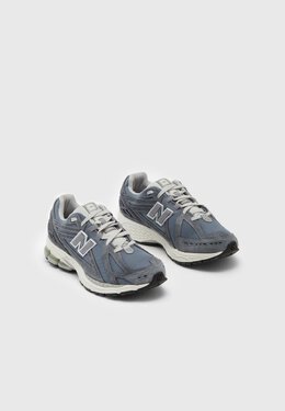 New Balance: Тёмные кроссовки 