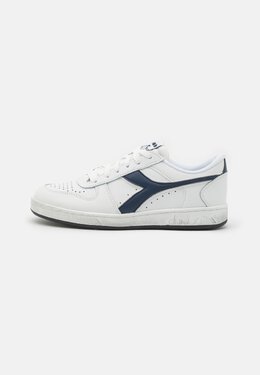 Diadora: Белые кроссовки