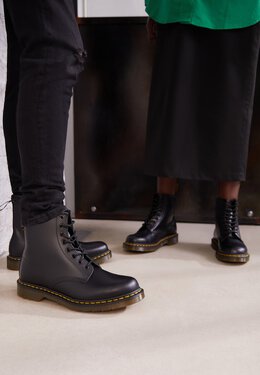 Dr. Martens: Ботинки 