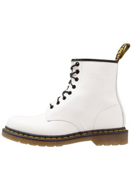 Dr. Martens: Белые ботинки 