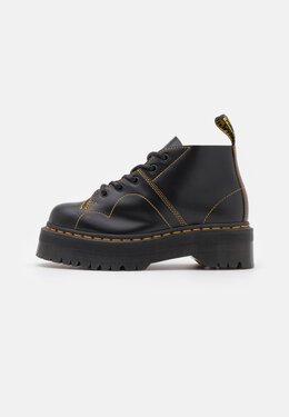 Dr. Martens: Чёрные ботинки 