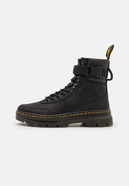 Dr. Martens: Чёрные ботинки 